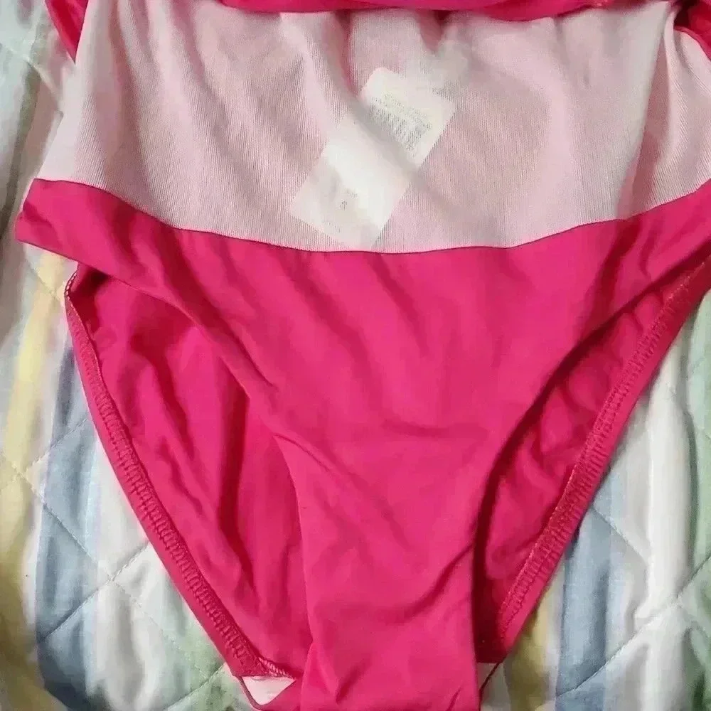 ☆☆☆Bikini bottoms available in pink/black
